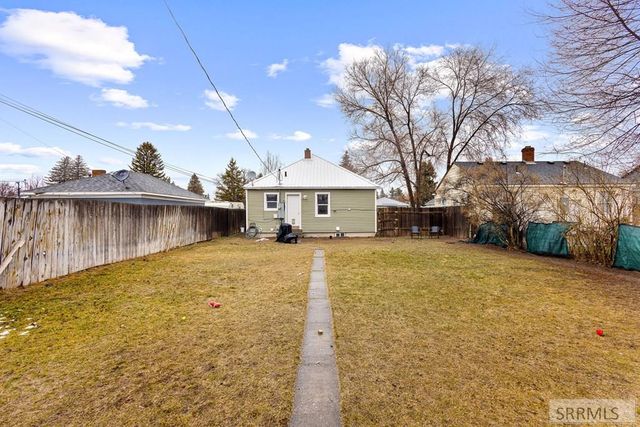 742 12th Street, Idaho Falls, ID 83404