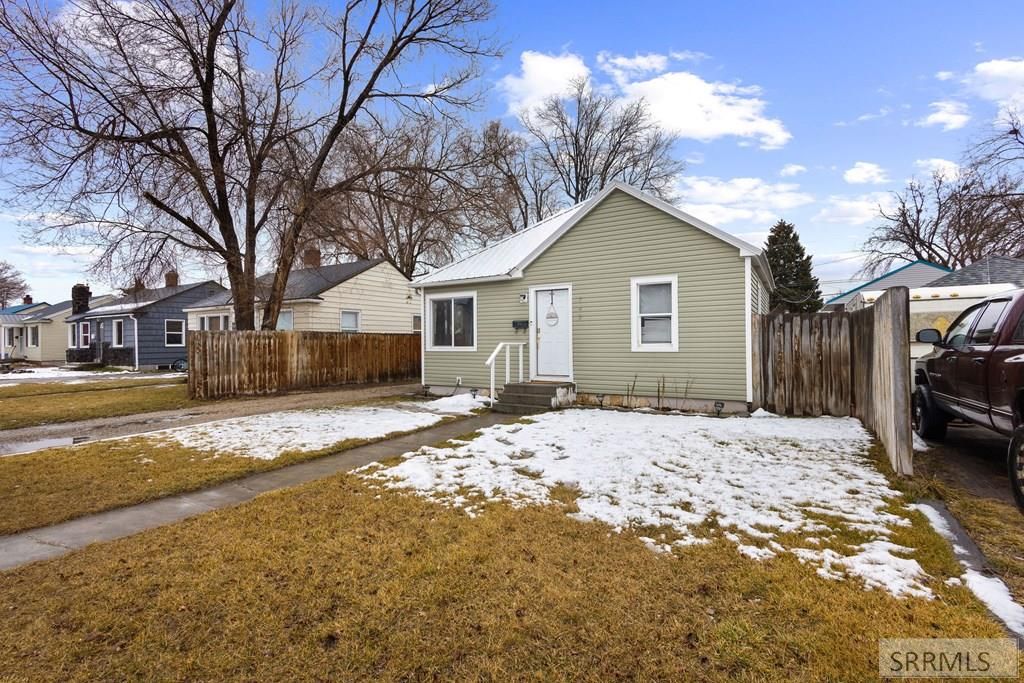 Image 13 of property listing at 742 12th Street, Idaho Falls, ID 83404