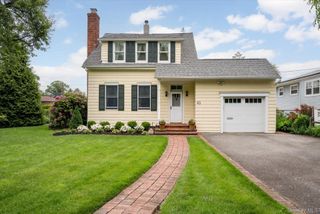 63 Cedar Road, Westbury, NY 11590