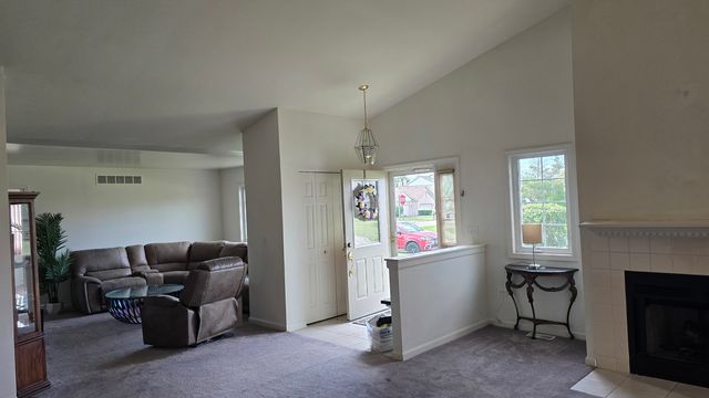 53 Odyssey Drive, Tinley Park, IL 60477