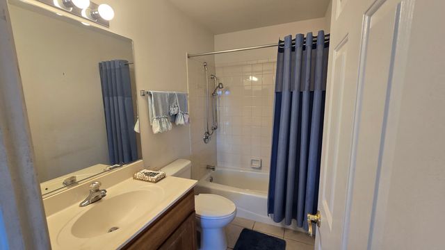 53 Odyssey Drive, Tinley Park, IL 60477