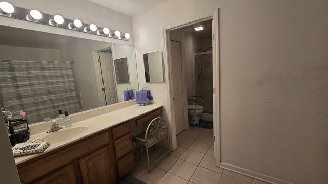 53 Odyssey Drive, Tinley Park, IL 60477