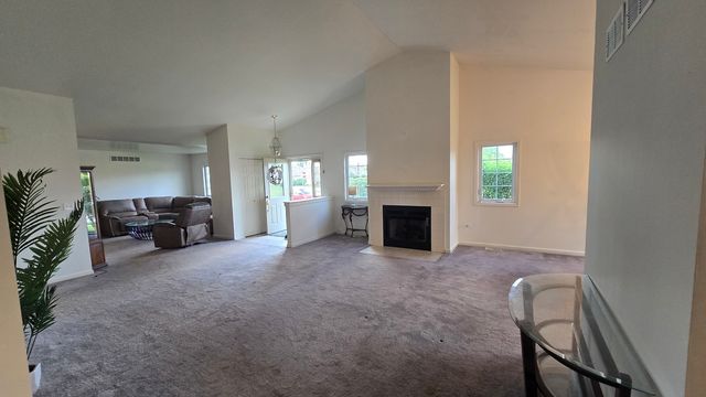 53 Odyssey Drive, Tinley Park, IL 60477