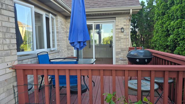 53 Odyssey Drive, Tinley Park, IL 60477
