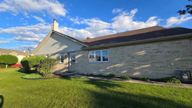 53 Odyssey Drive, Tinley Park, IL 60477