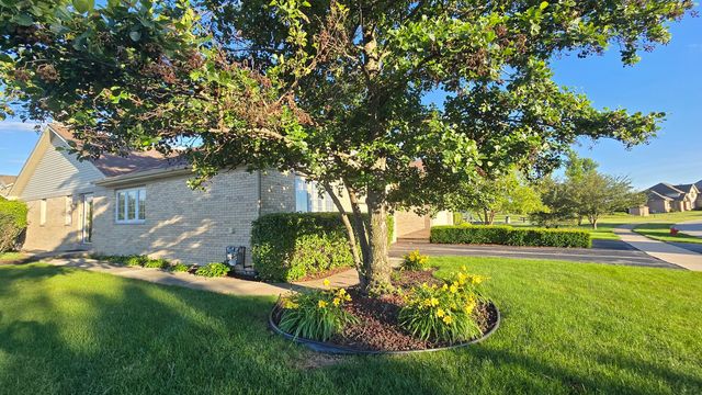 53 Odyssey Drive, Tinley Park, IL 60477