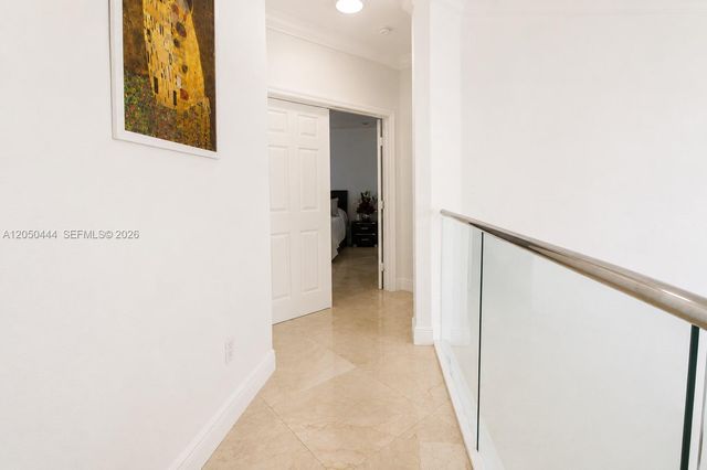16075 SW 149th Ter, Miami, FL 33196