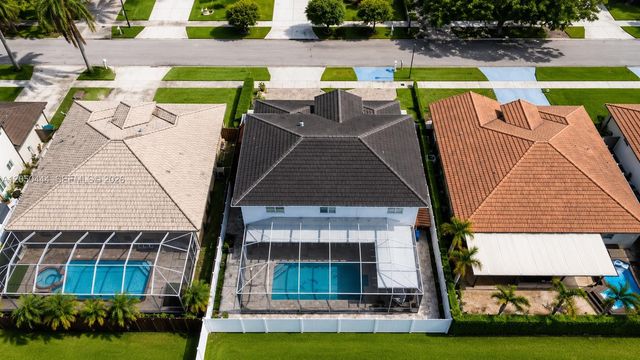 16075 SW 149th Ter, Miami, FL 33196