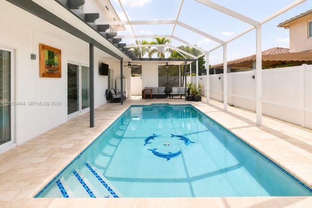 16075 SW 149th Ter, Miami, FL 33196