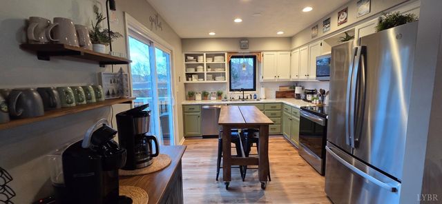 1085 Azalea Drive, Moneta, VA 24121