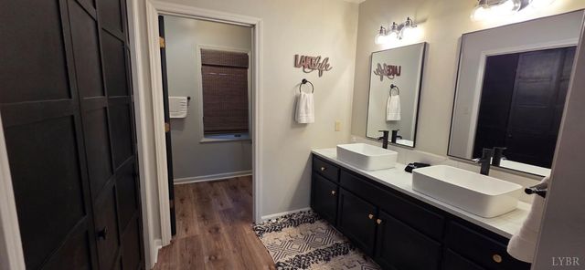 1085 Azalea Drive, Moneta, VA 24121