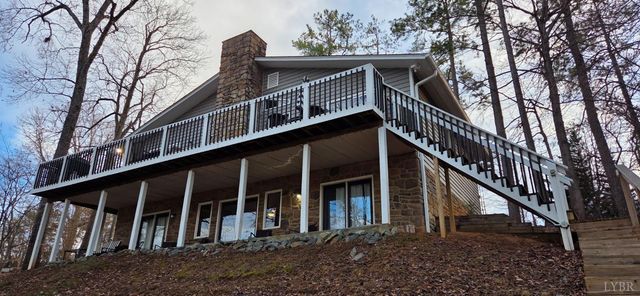 1085 Azalea Drive, Moneta, VA 24121