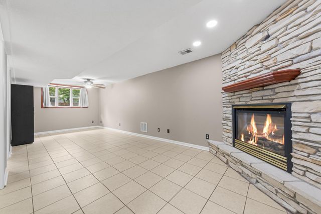 410 Littleford Lane, Faribault, MN 55021