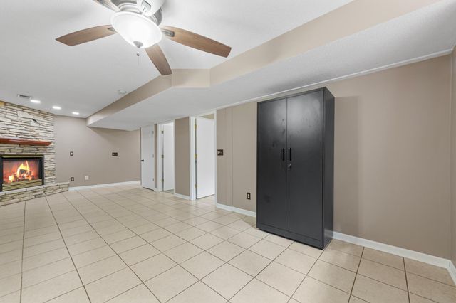 410 Littleford Lane, Faribault, MN 55021