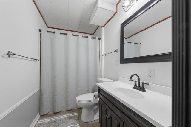 410 Littleford Lane, Faribault, MN 55021