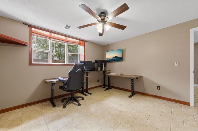 410 Littleford Lane, Faribault, MN 55021