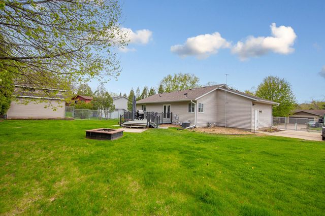 410 Littleford Lane, Faribault, MN 55021
