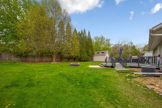 410 Littleford Lane, Faribault, MN 55021
