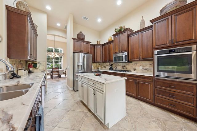1910 N EAGLE CHASE DRIVE, Hernando, FL 34442