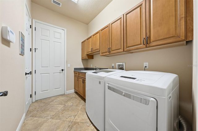 1910 N EAGLE CHASE DRIVE, Hernando, FL 34442