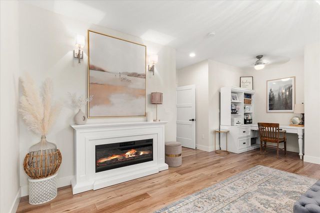 15921 W Four Mound Rd, Nine Mile Falls, WA 99026