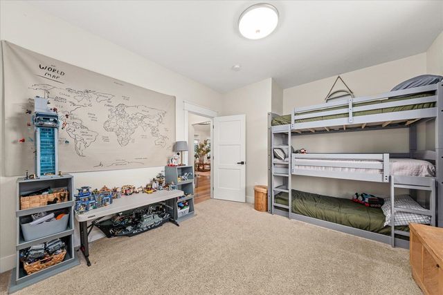 15921 W Four Mound Rd, Nine Mile Falls, WA 99026