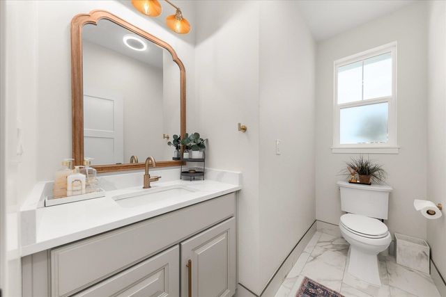 15921 W Four Mound Rd, Nine Mile Falls, WA 99026