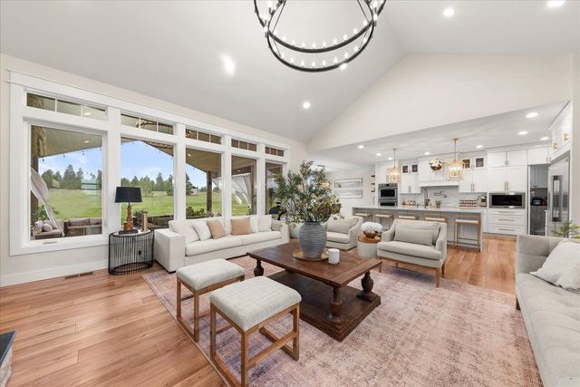 15921 W Four Mound Rd, Nine Mile Falls, WA 99026