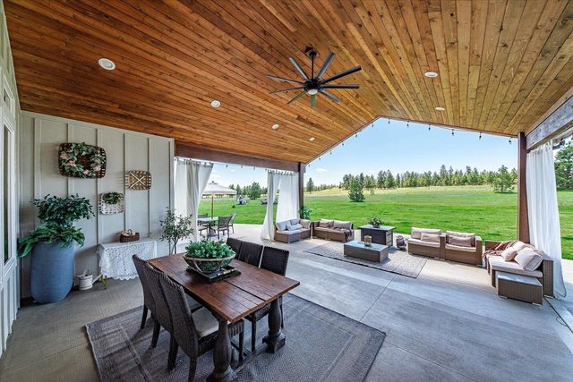 15921 W Four Mound Rd, Nine Mile Falls, WA 99026