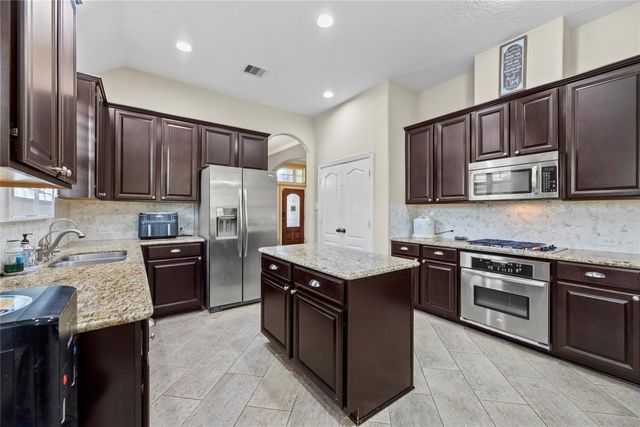 21735 E Carolina Green Drive, Cypress, TX 77433