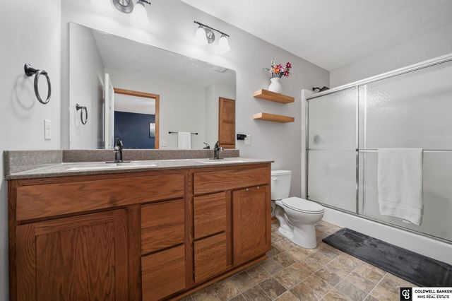 3229 N 89 Street, Lincoln, NE 68507