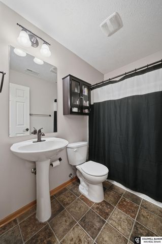 3229 N 89 Street, Lincoln, NE 68507