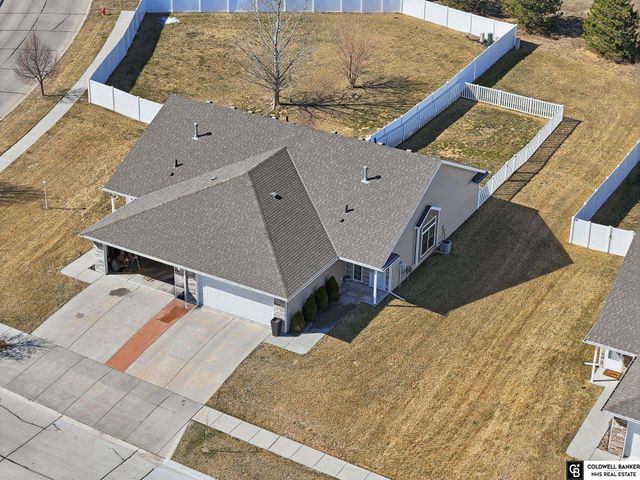 3229 N 89 Street, Lincoln, NE 68507