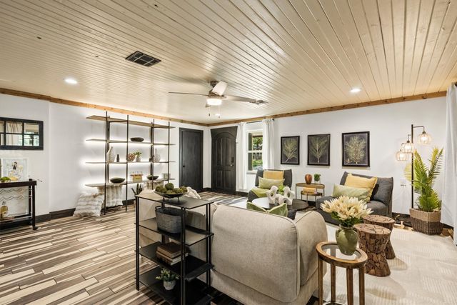 330 Rockland Drive, Highland Village, TX 75077
