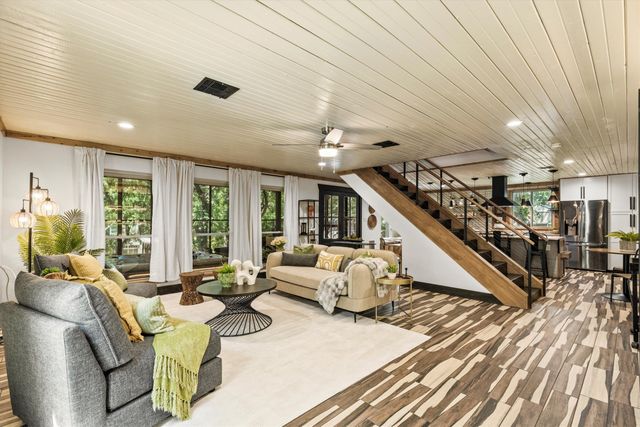 330 Rockland Drive, Highland Village, TX 75077