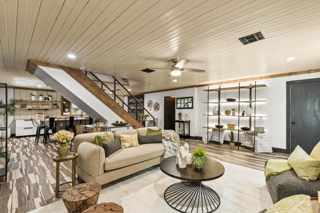 330 Rockland Drive, Highland Village, TX 75077