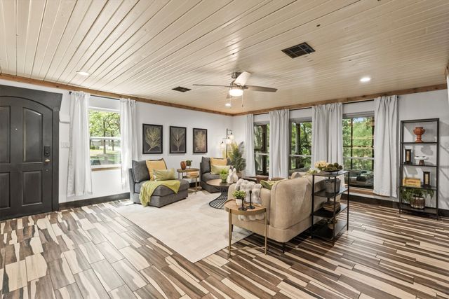 330 Rockland Drive, Highland Village, TX 75077