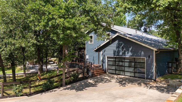 330 Rockland Drive, Highland Village, TX 75077