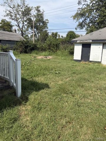 2139 Market Avenue, East St Louis, IL 62207
