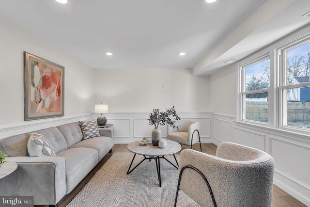 1605 N BOWLING GREEN DR, Cherry Hill, NJ 08003