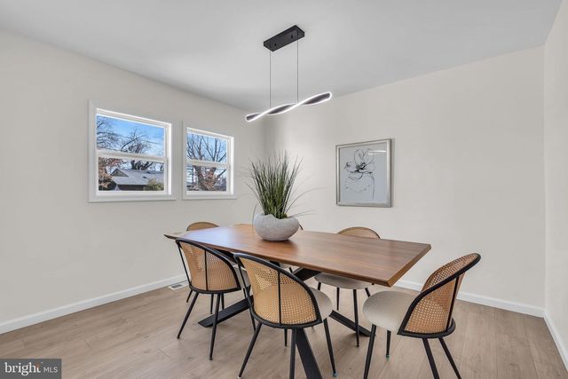 1605 N BOWLING GREEN DR, Cherry Hill, NJ 08003