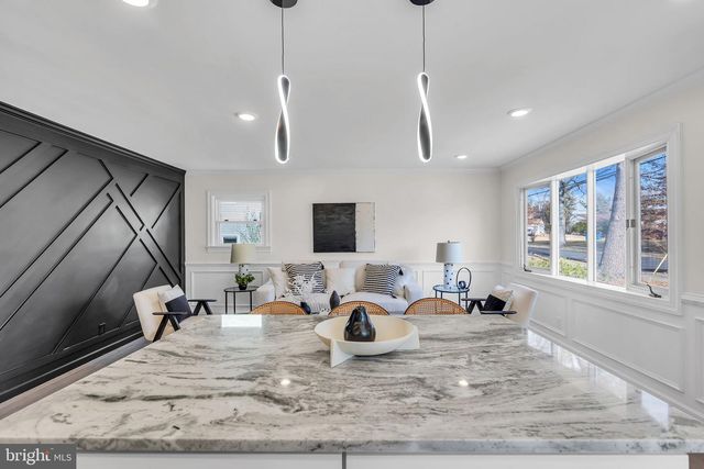 1605 N BOWLING GREEN DR, Cherry Hill, NJ 08003