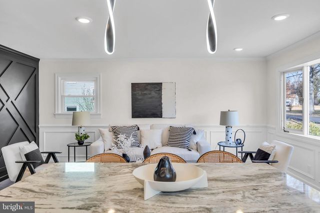 1605 N BOWLING GREEN DR, Cherry Hill, NJ 08003