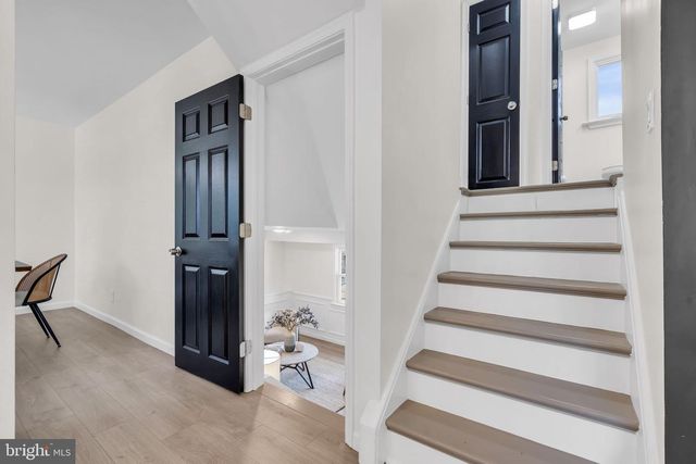 1605 N BOWLING GREEN DR, Cherry Hill, NJ 08003