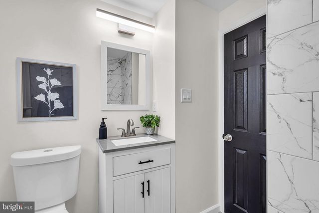 1605 N BOWLING GREEN DR, Cherry Hill, NJ 08003