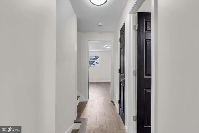 1605 N BOWLING GREEN DR, Cherry Hill, NJ 08003