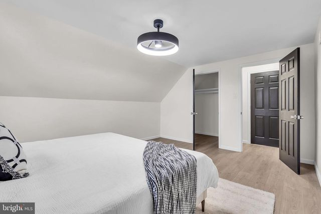 1605 N BOWLING GREEN DR, Cherry Hill, NJ 08003