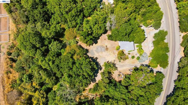 10160 Crow Canyon Rd, Castro Valley, CA 94552