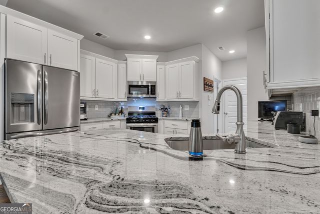 210 Southridge, Senoia, GA 30276