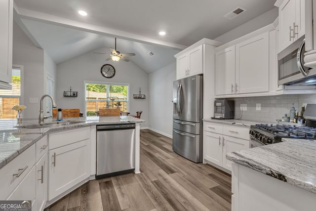 210 Southridge, Senoia, GA 30276